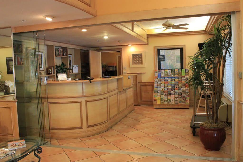 Naples Park Central Hotel Экстерьер фото